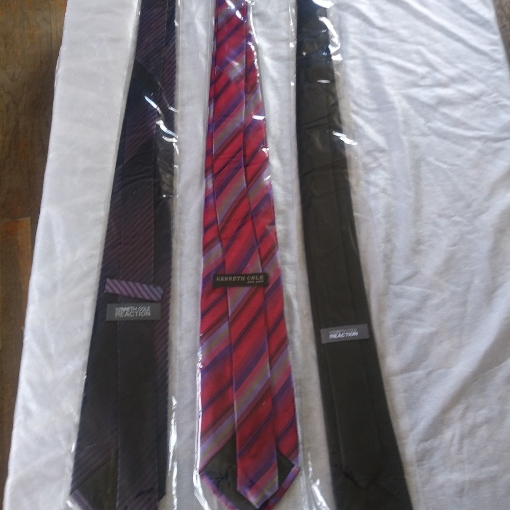 Mens ties